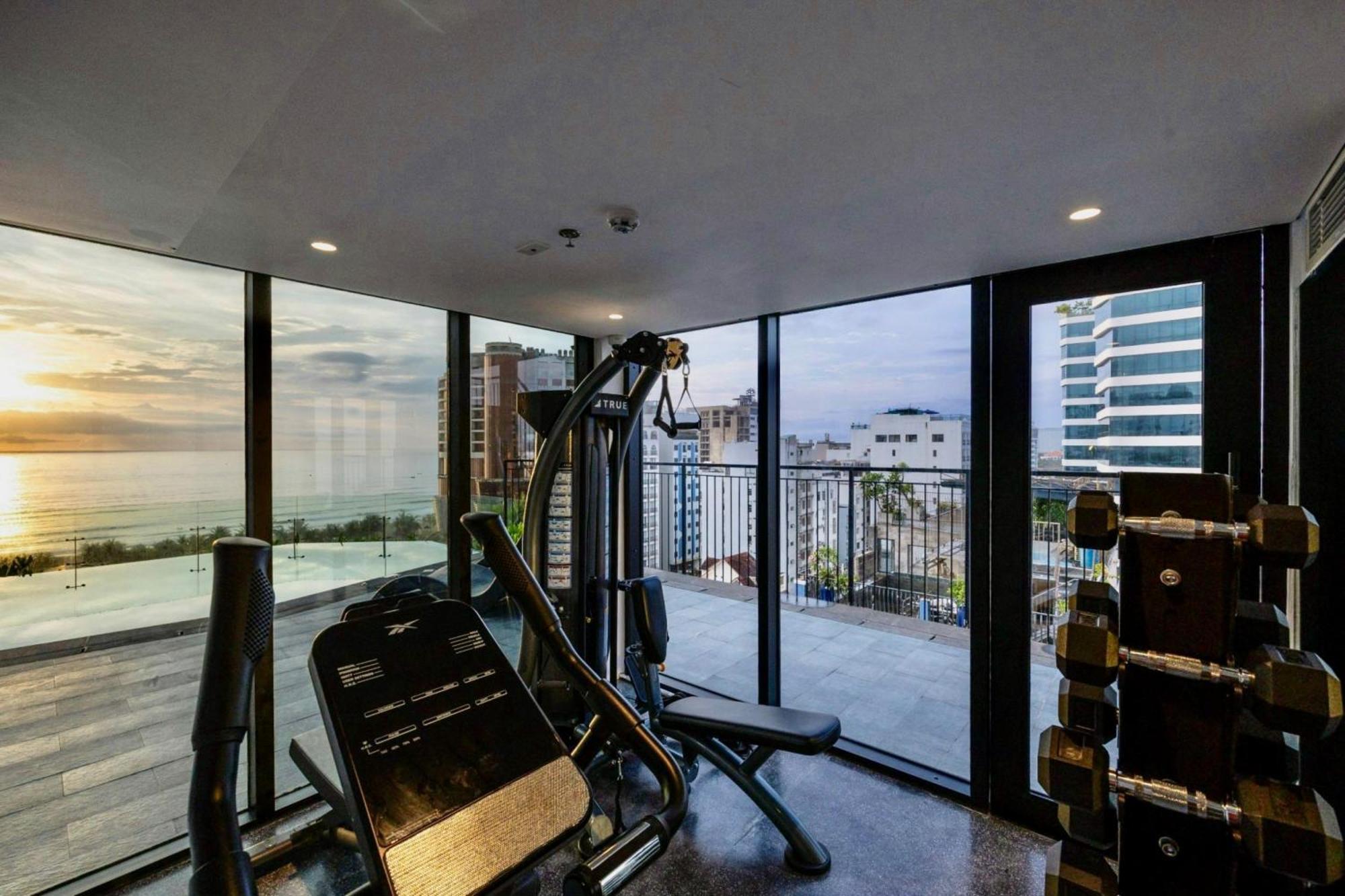 Taiyo Hotel & Apartment Danang Exterior photo